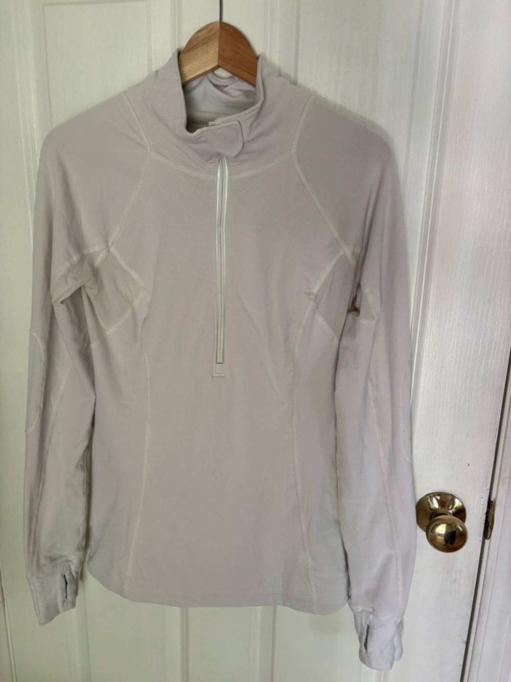 Lululemon quarter zip size 8  EUC